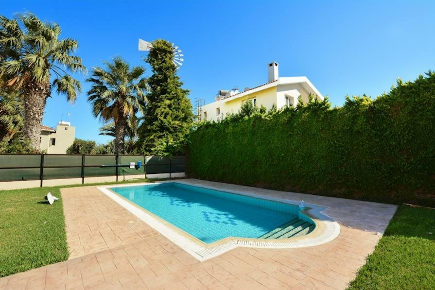 Villa Daryah Sirina Bay 普罗塔拉斯 外观 照片