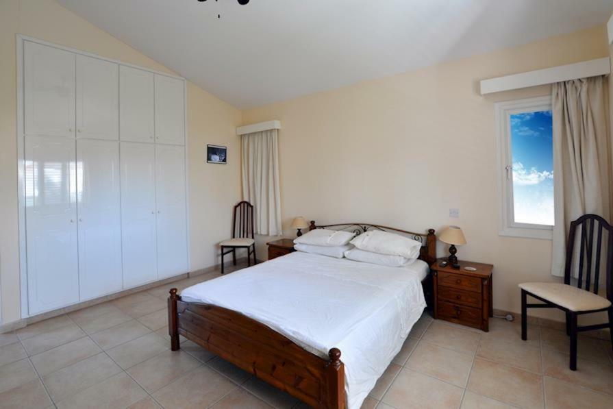 Villa Daryah Sirina Bay 普罗塔拉斯 外观 照片