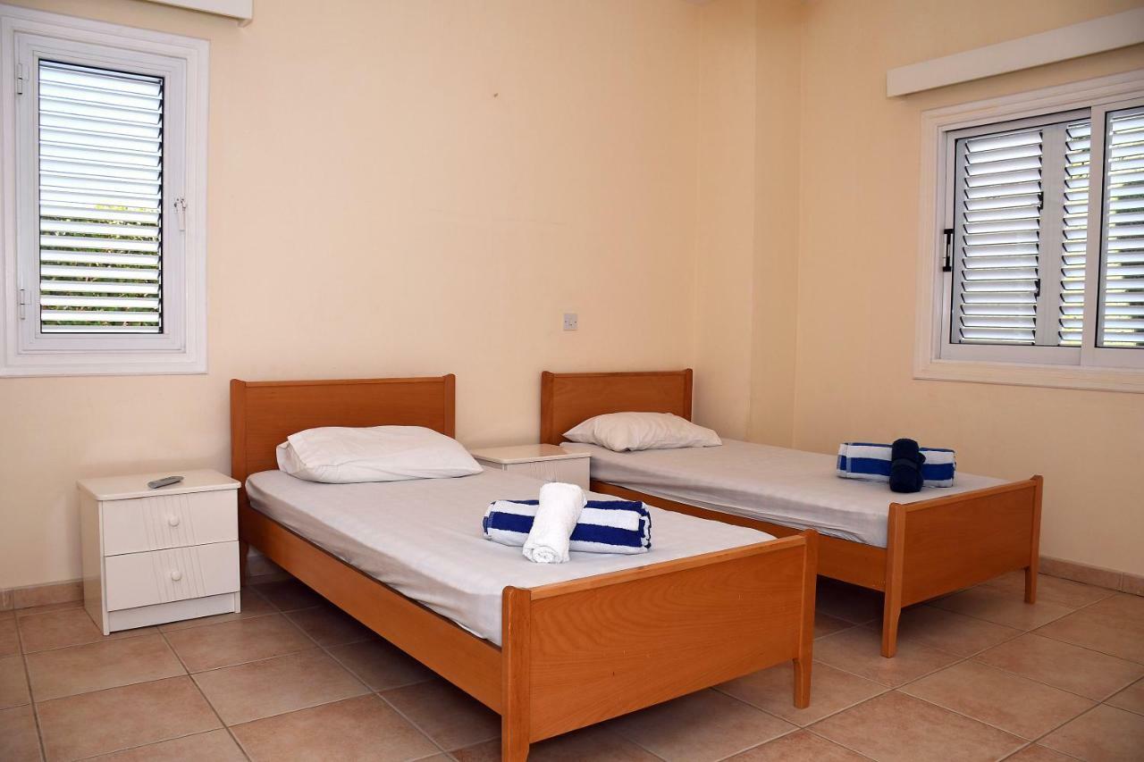 Villa Daryah Sirina Bay 普罗塔拉斯 外观 照片