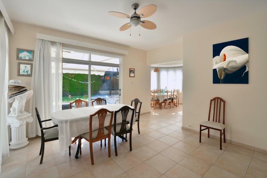 Villa Daryah Sirina Bay 普罗塔拉斯 外观 照片