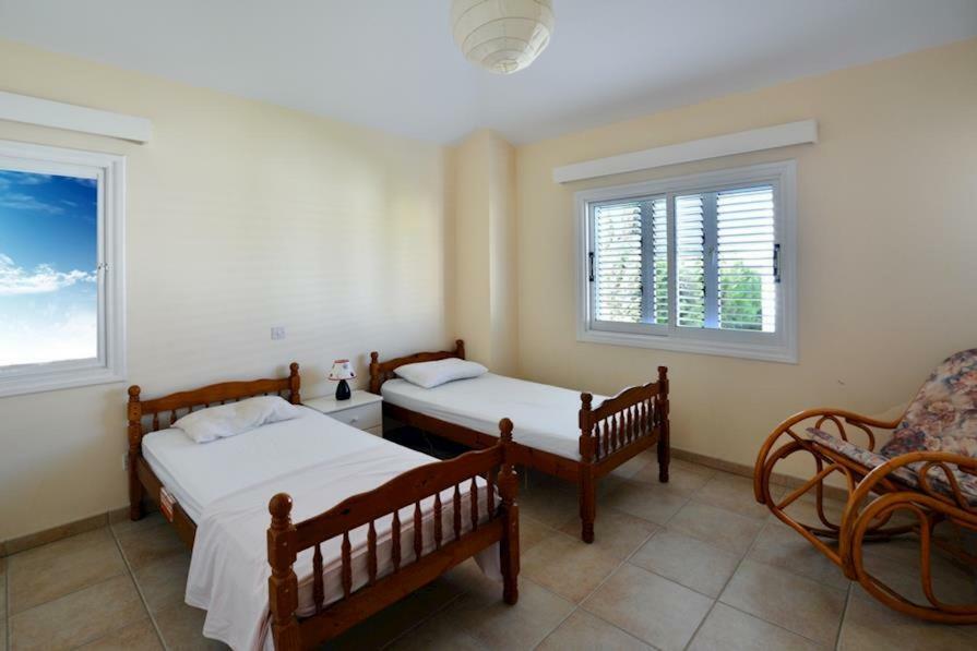 Villa Daryah Sirina Bay 普罗塔拉斯 外观 照片